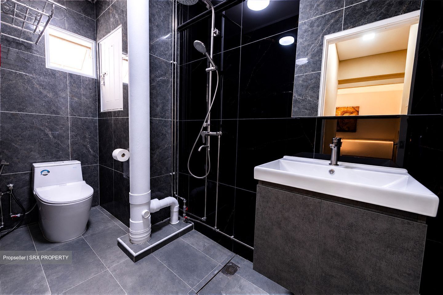Blk 405 Hong Kah Court (Jurong West), HDB Executive #557729091